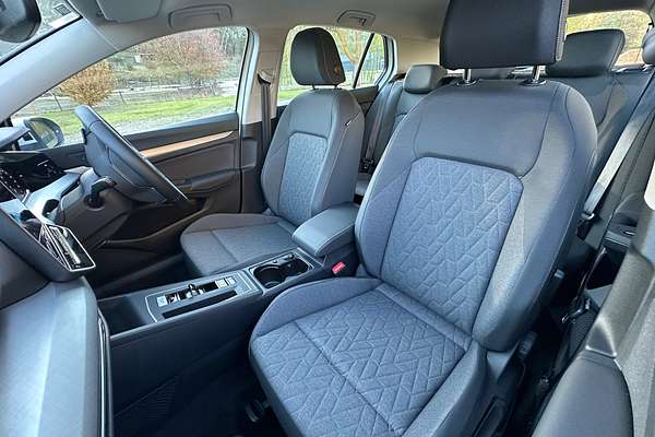 2025 Volkswagen Golf 110TSI Life 8.5