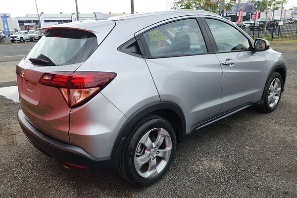 2017 Honda HR-V VTi-S