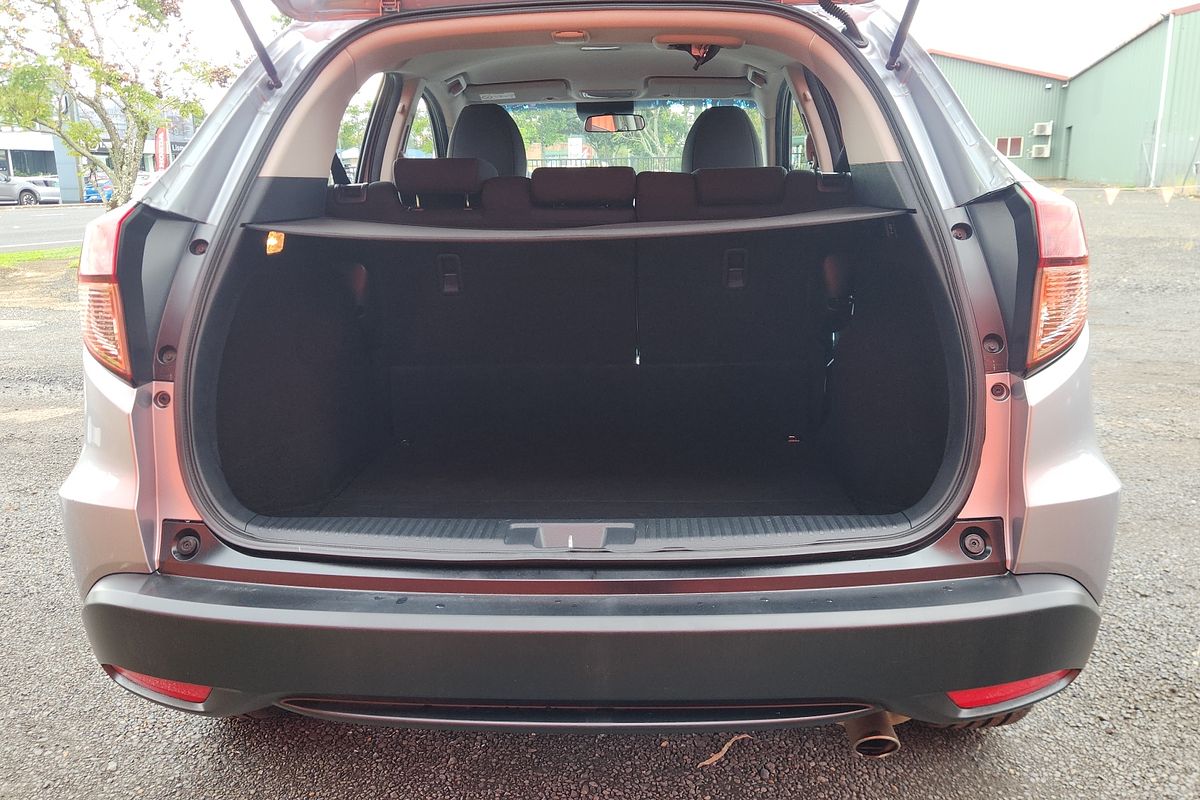 2017 Honda HR-V VTi-S