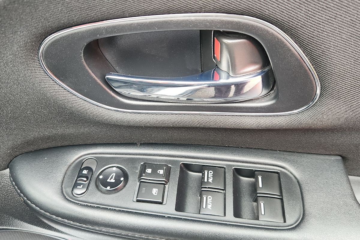2017 Honda HR-V VTi-S