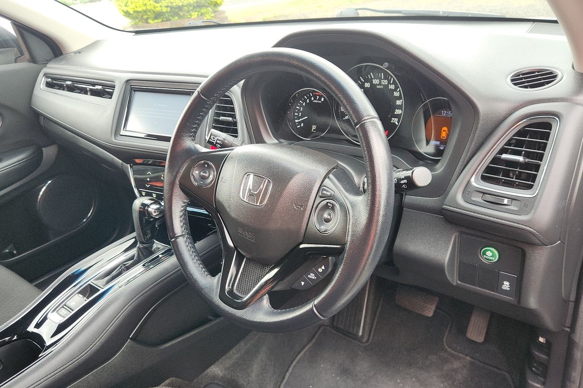 2017 Honda HR-V VTi-S