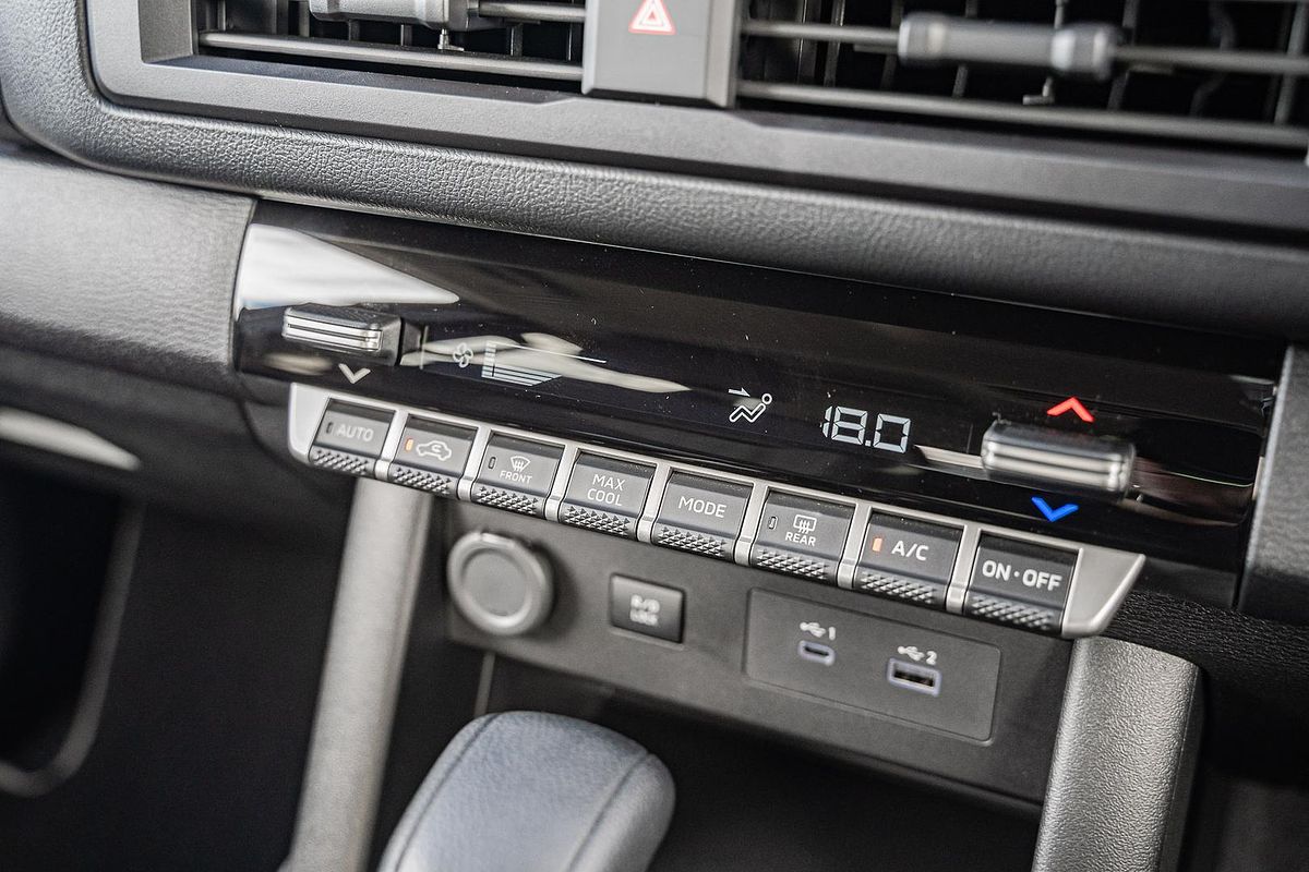 2025 Mitsubishi Triton GLX-R MV 4X4
