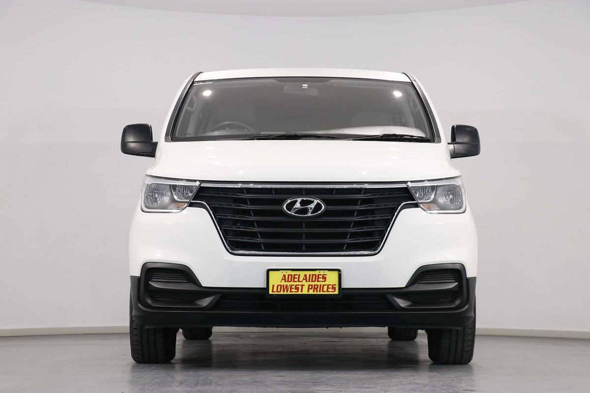 2020 Hyundai iLoad  TQ4