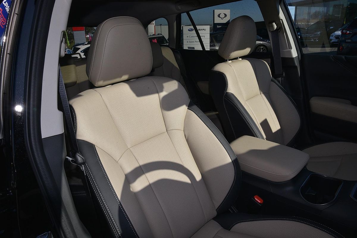 2025 Subaru Outback AWD Touring XT 6GEN