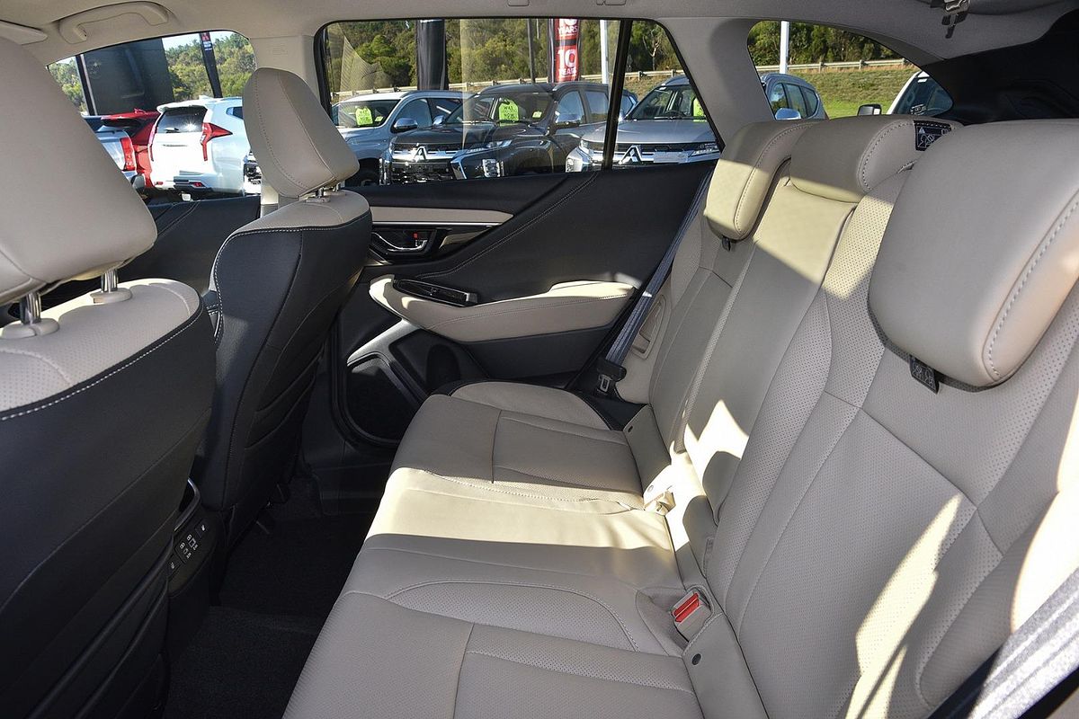 2025 Subaru Outback AWD Touring XT 6GEN