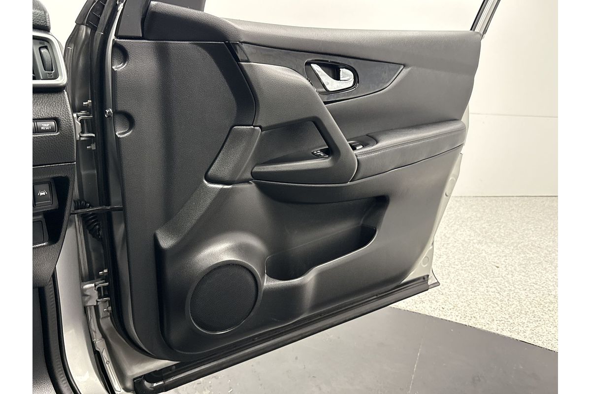 2017 Nissan QASHQAI Ti J11