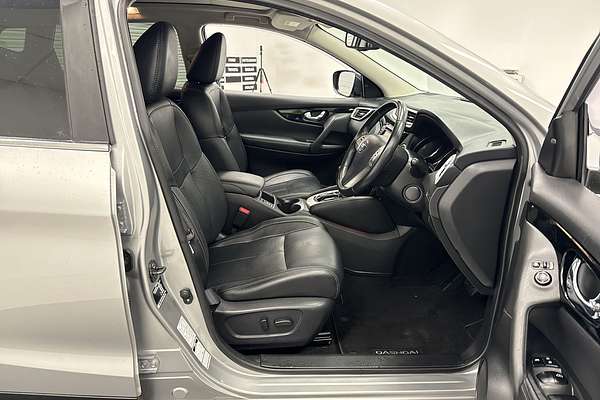 2017 Nissan QASHQAI Ti J11