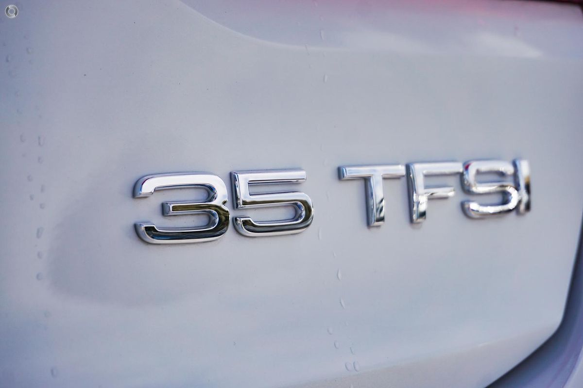 2025 Audi Q3 35 TFSI S line F3