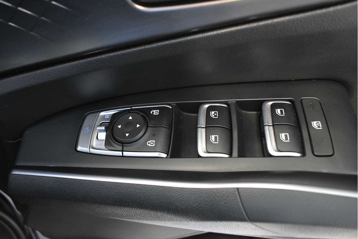 2022 Kia Sorento Sport MQ4