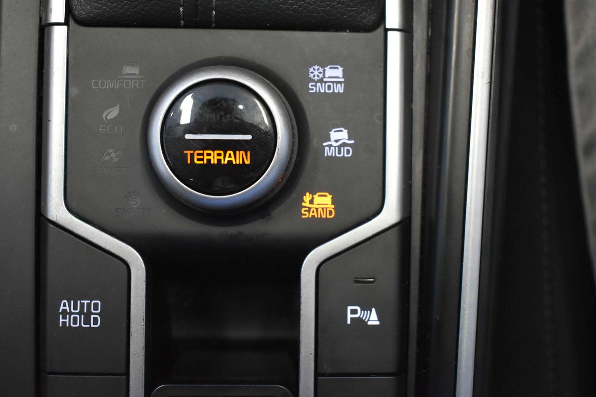 2022 Kia Sorento Sport MQ4