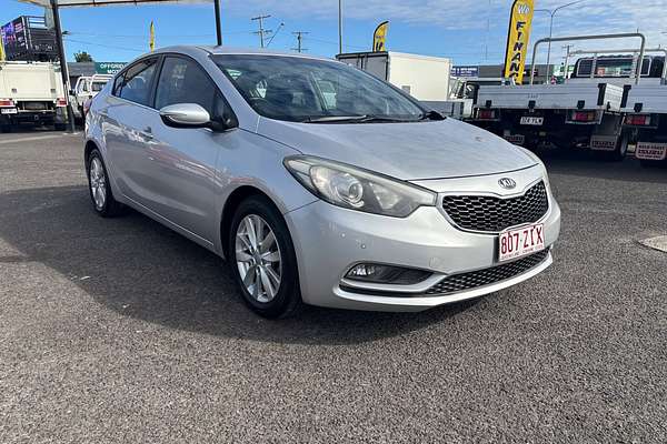 2014 Kia CERATO Si YD