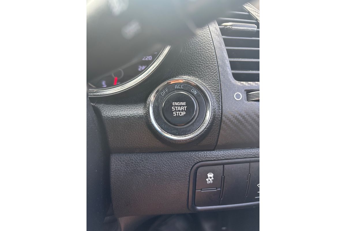 2014 Kia CERATO Si YD