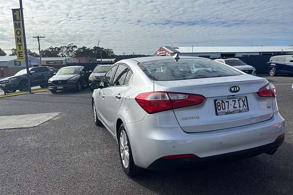 2014 Kia CERATO Si YD
