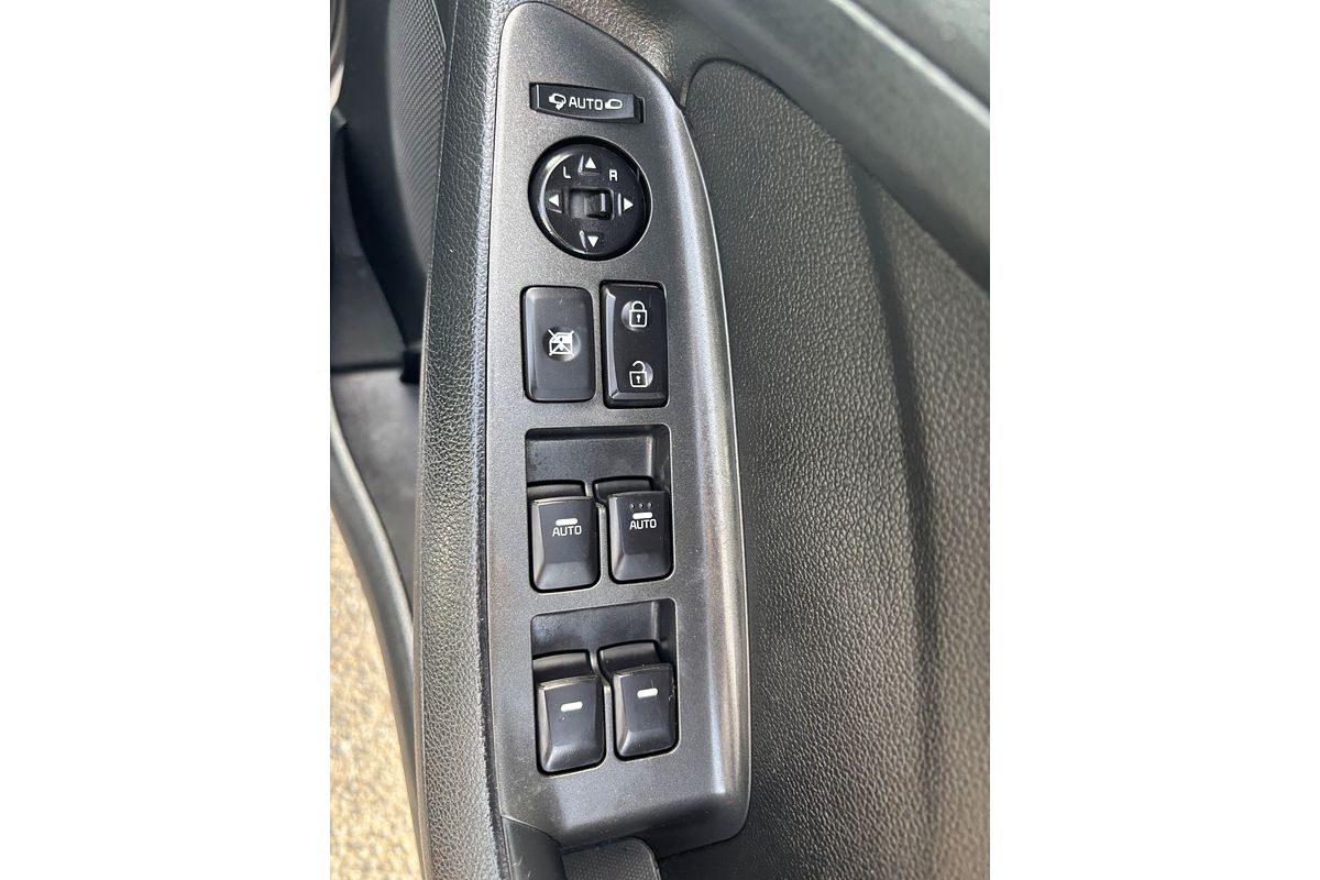 2014 Kia CERATO Si YD
