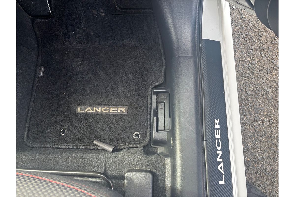 2017 Mitsubishi Lancer Black Edition CF