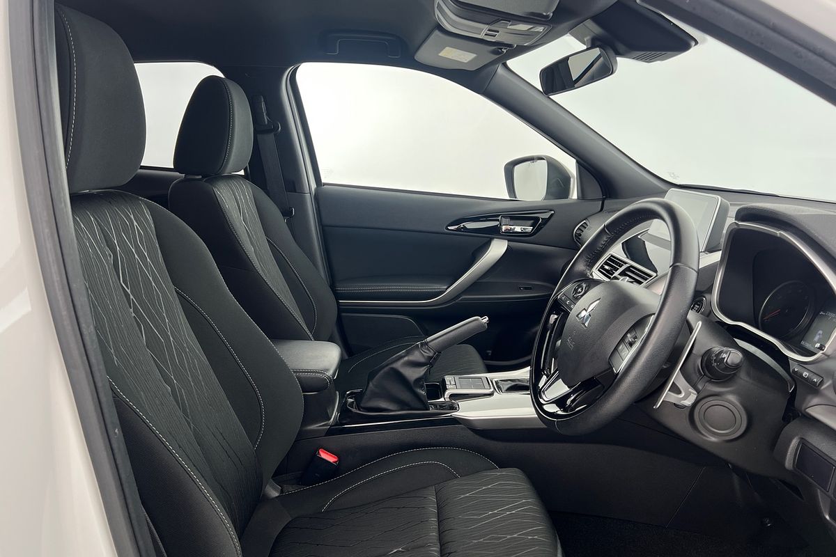 2019 Mitsubishi Eclipse Cross Black Edition YA