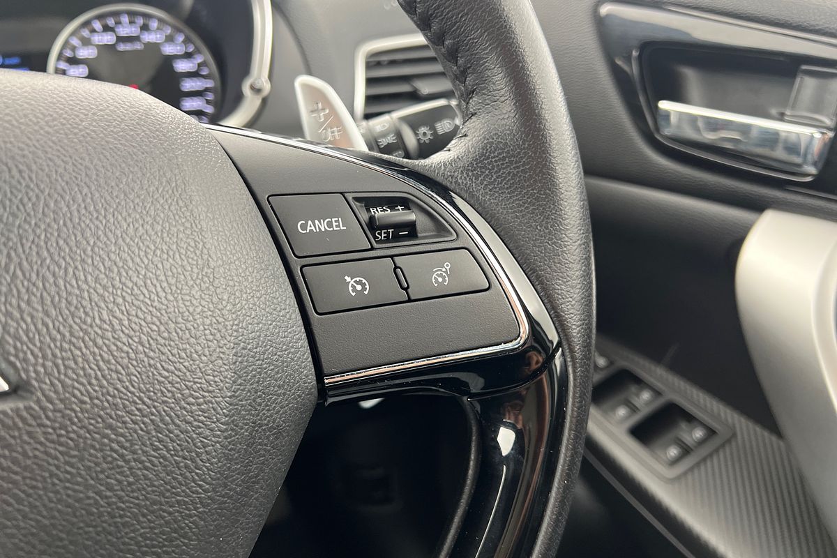 2019 Mitsubishi Eclipse Cross Black Edition YA