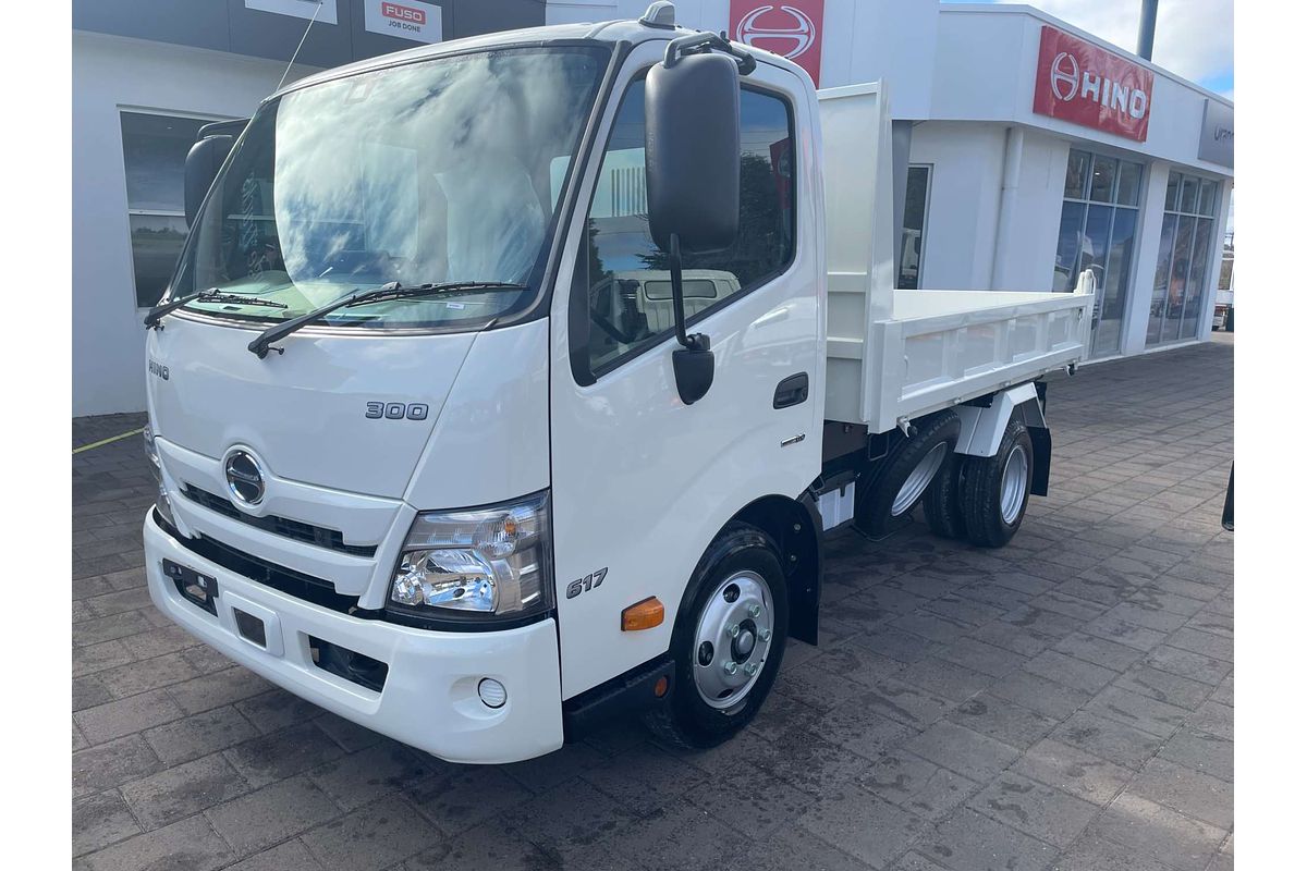 2024 Hino 300 Series 617 Tipper SWB