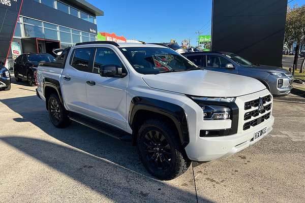 2024 Mitsubishi Triton GSR MV 4X4