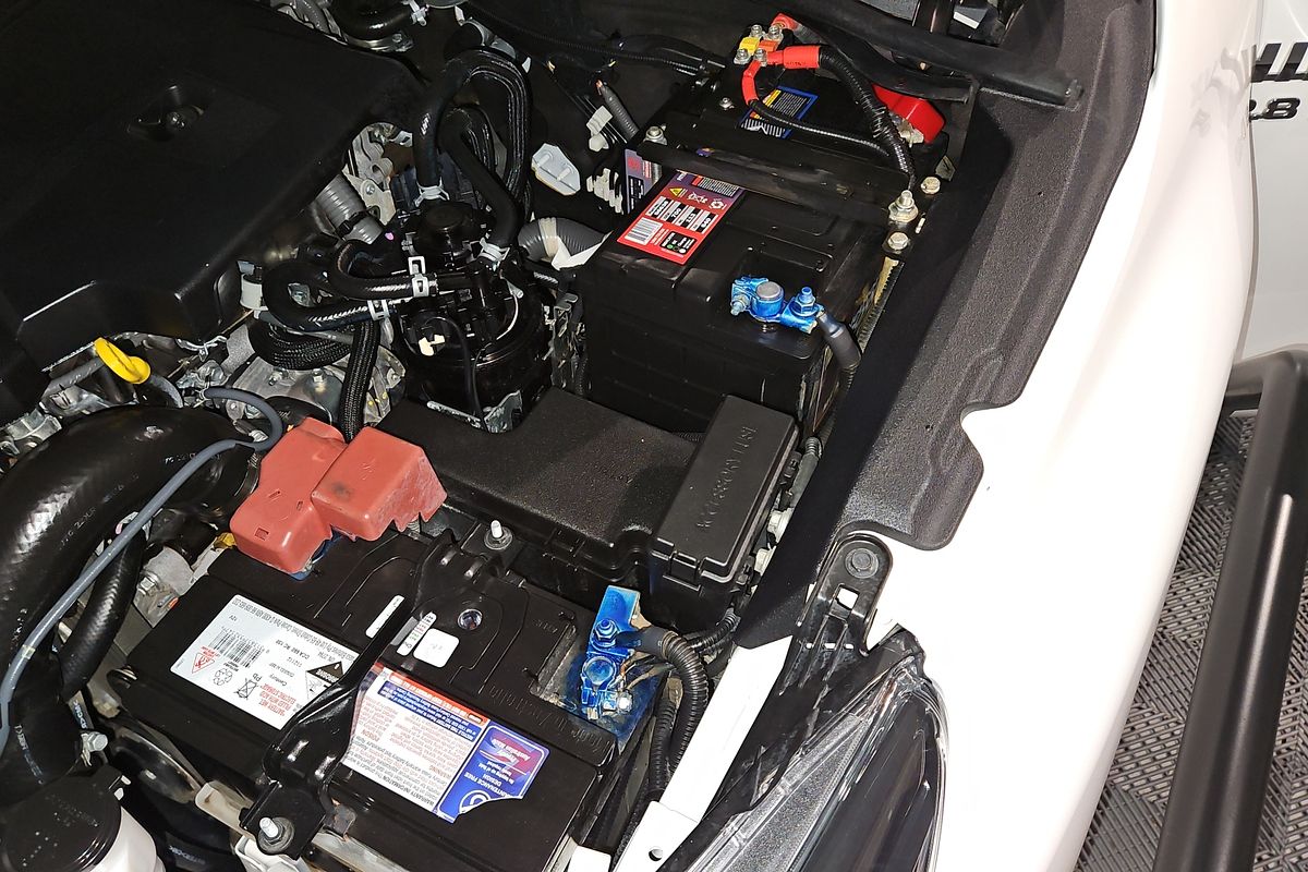 2018 Toyota Hilux SR GUN126R 4X4