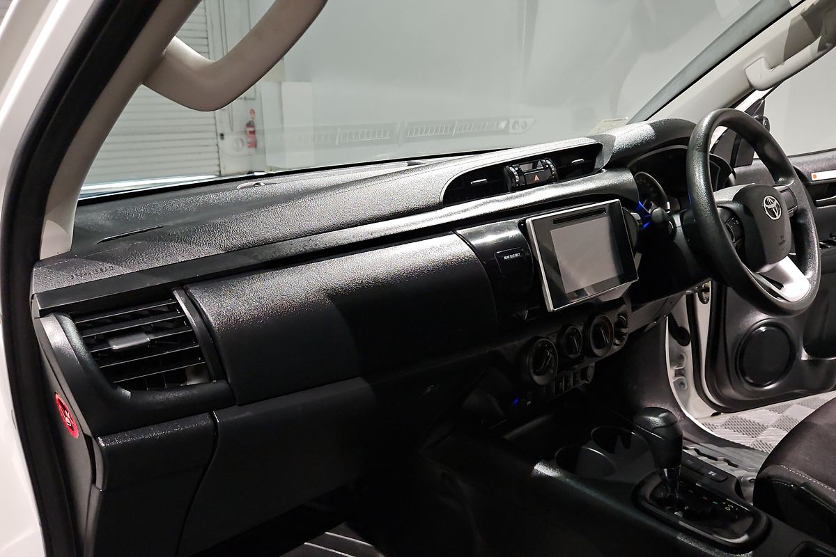 2018 Toyota Hilux SR GUN126R 4X4