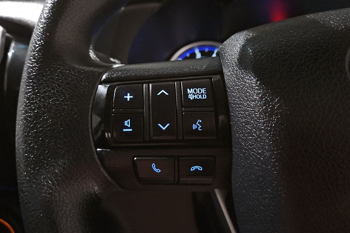 2018 Toyota Hilux SR GUN126R 4X4