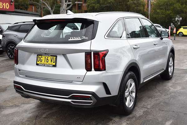 2023 Kia Sorento S MQ4