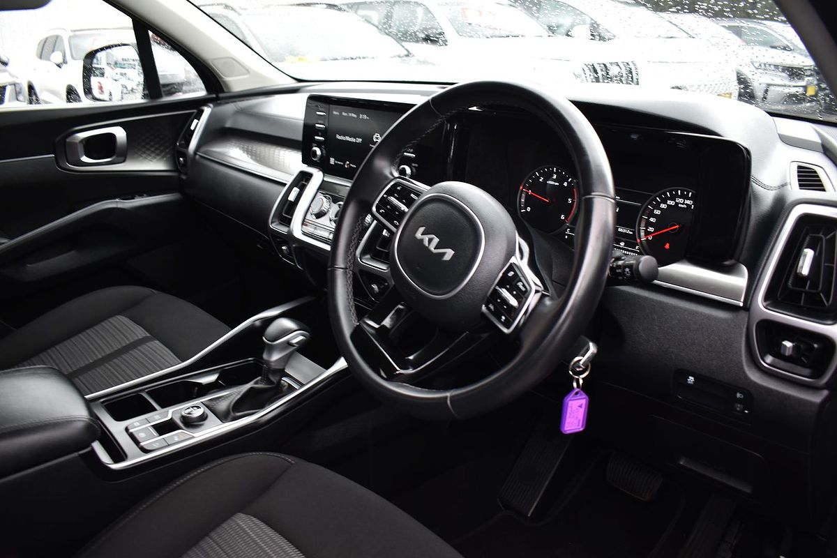 2023 Kia Sorento S MQ4