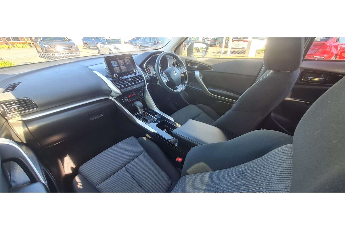 2021 Mitsubishi Eclipse Cross LS YB