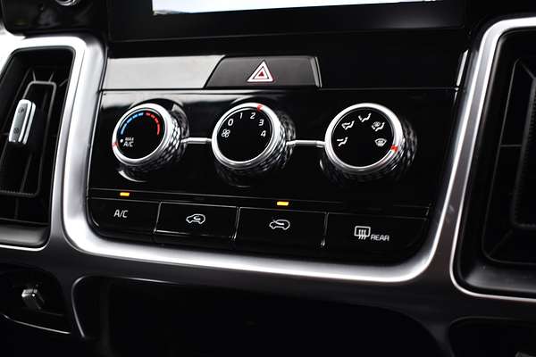 2023 Kia Sorento S MQ4