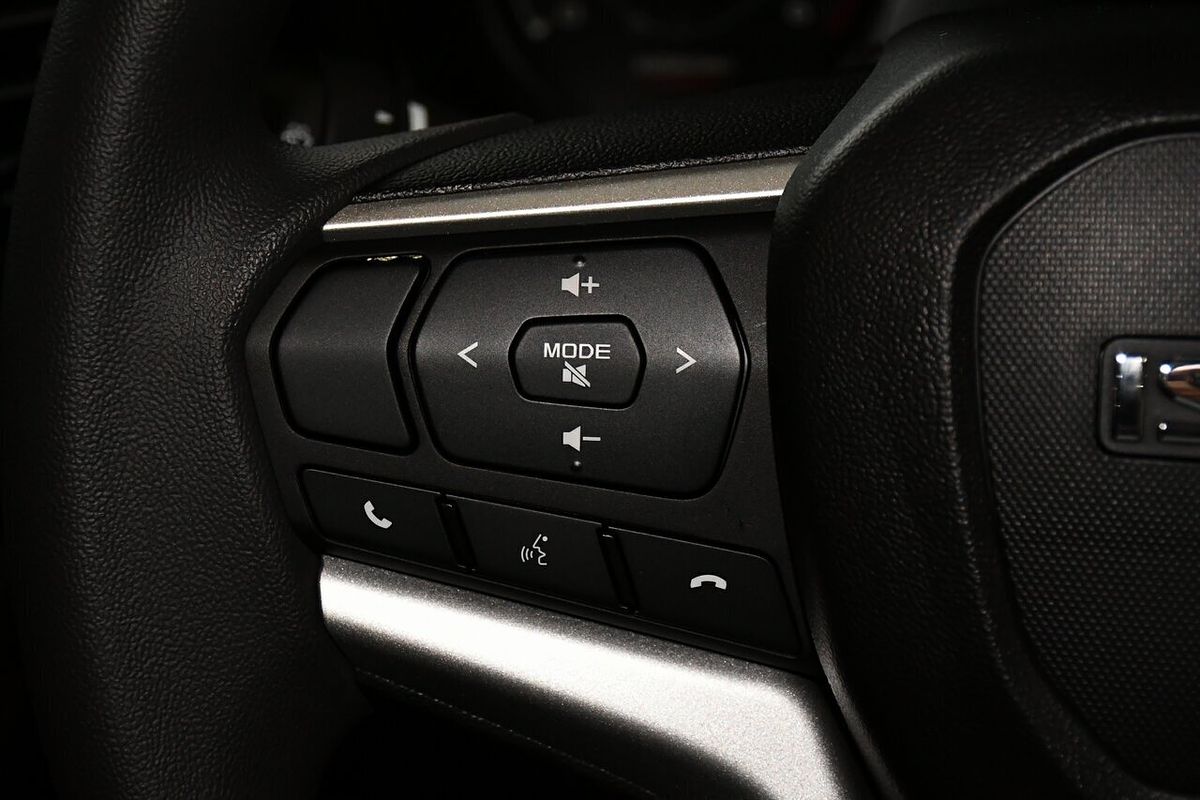 2025 Isuzu D-MAX SX High Ride Rear Wheel Drive