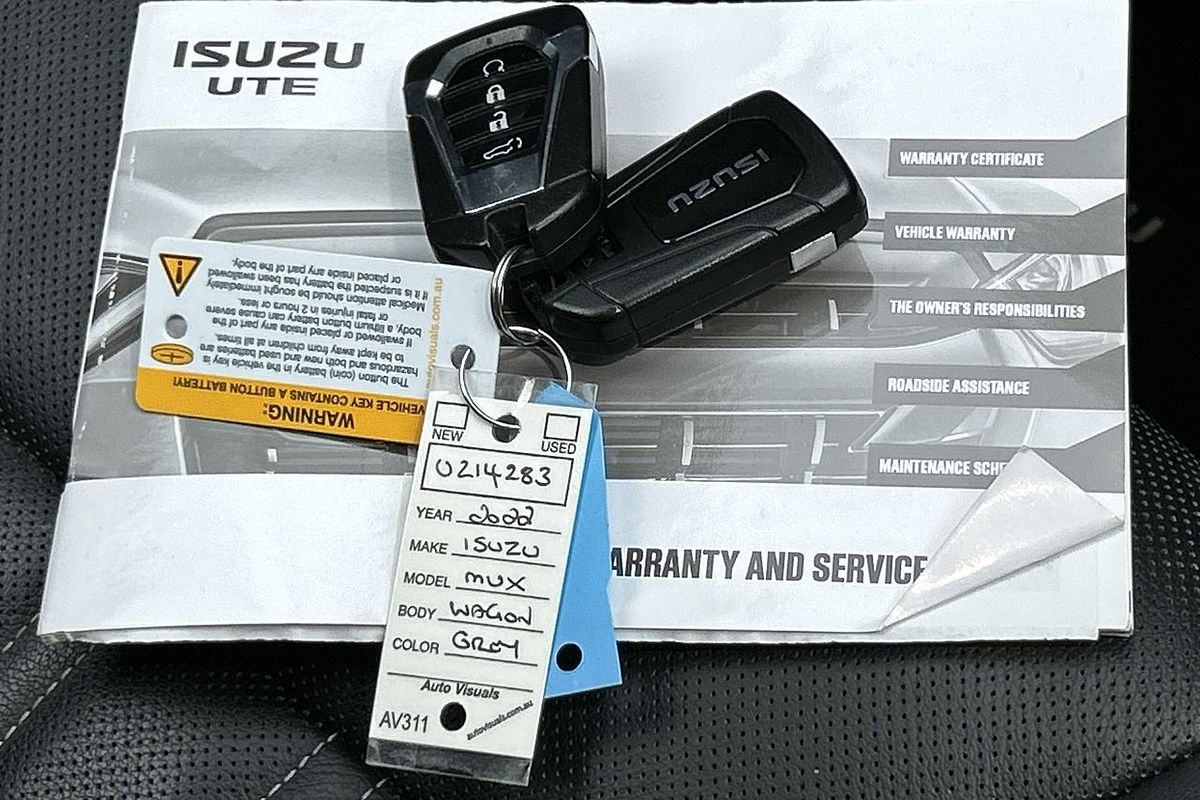 2022 Isuzu MU-X LS-T