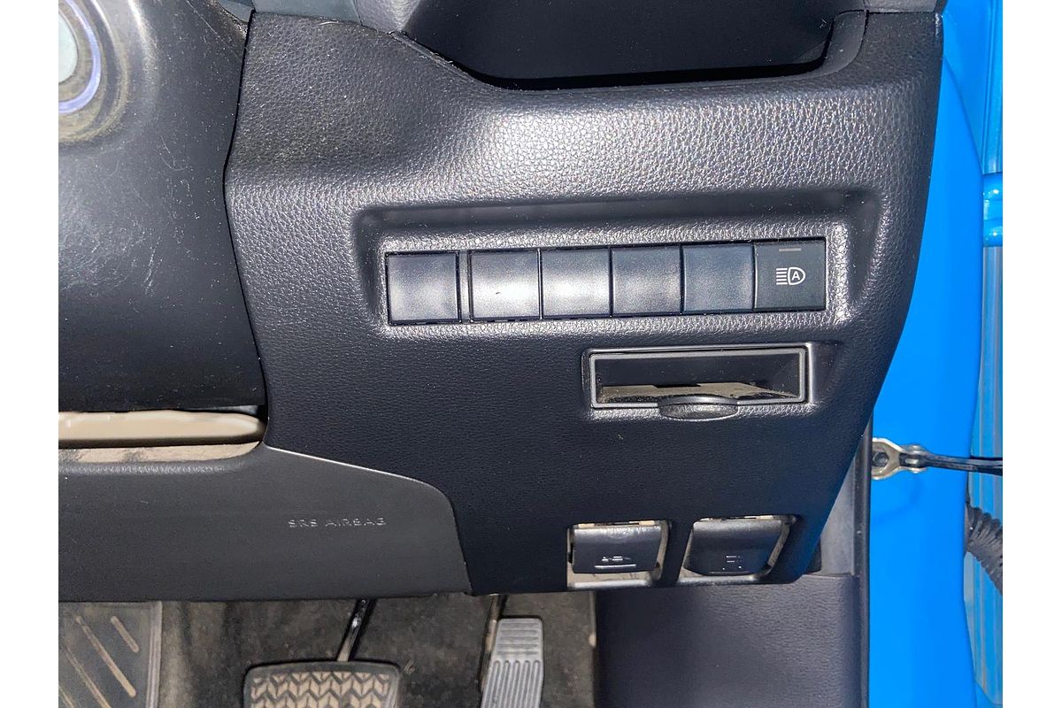 2019 Toyota RAV4 Cruiser MXAA52R
