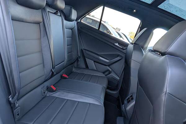2025 Volkswagen T-Roc R D11