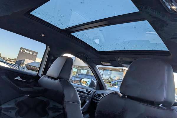 2025 Volkswagen T-Roc R D11