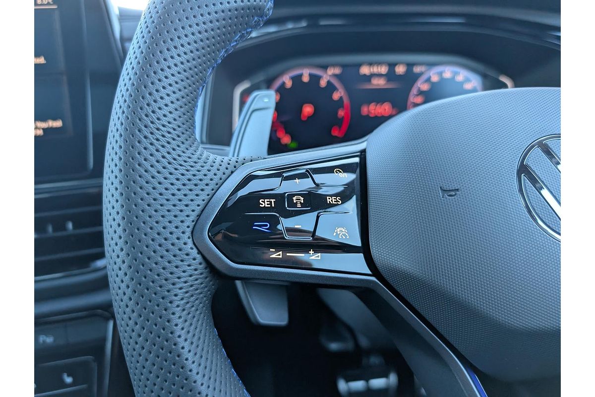 2025 Volkswagen T-Roc R D11