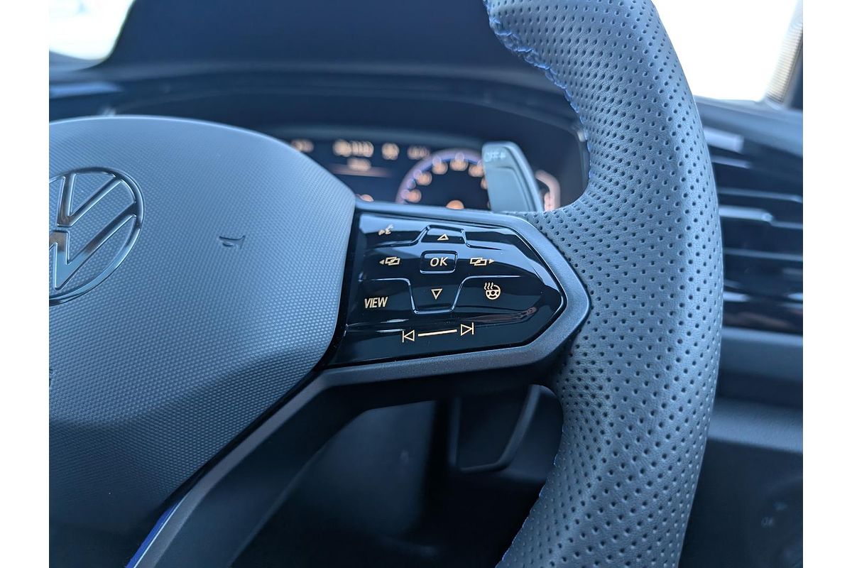 2025 Volkswagen T-Roc R D11