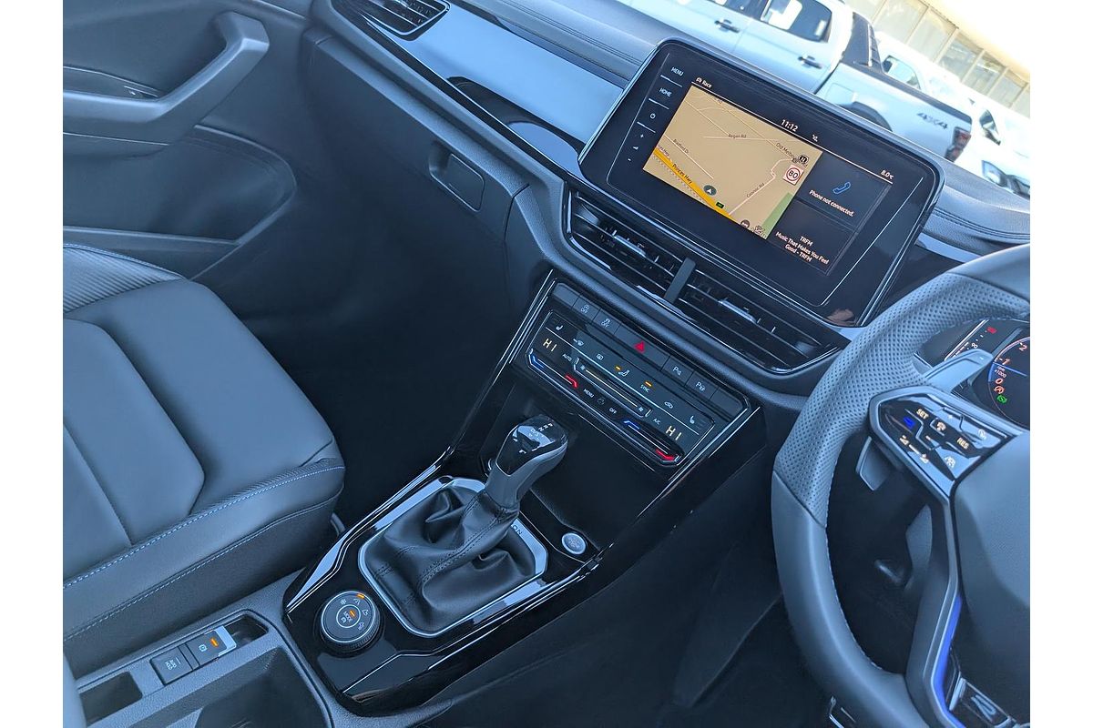 2025 Volkswagen T-Roc R D11