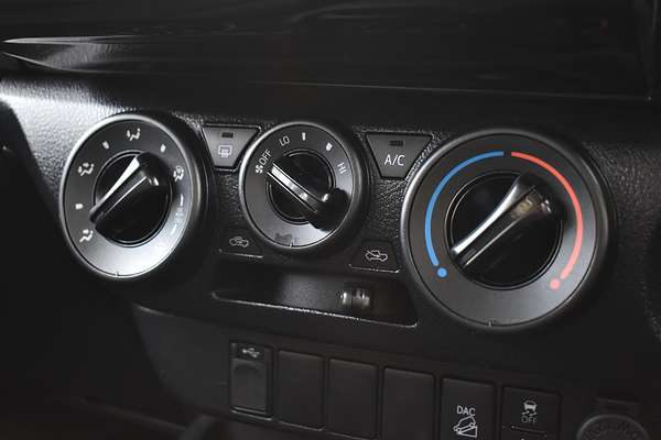 2023 Toyota Hilux SR GUN126R 4X4