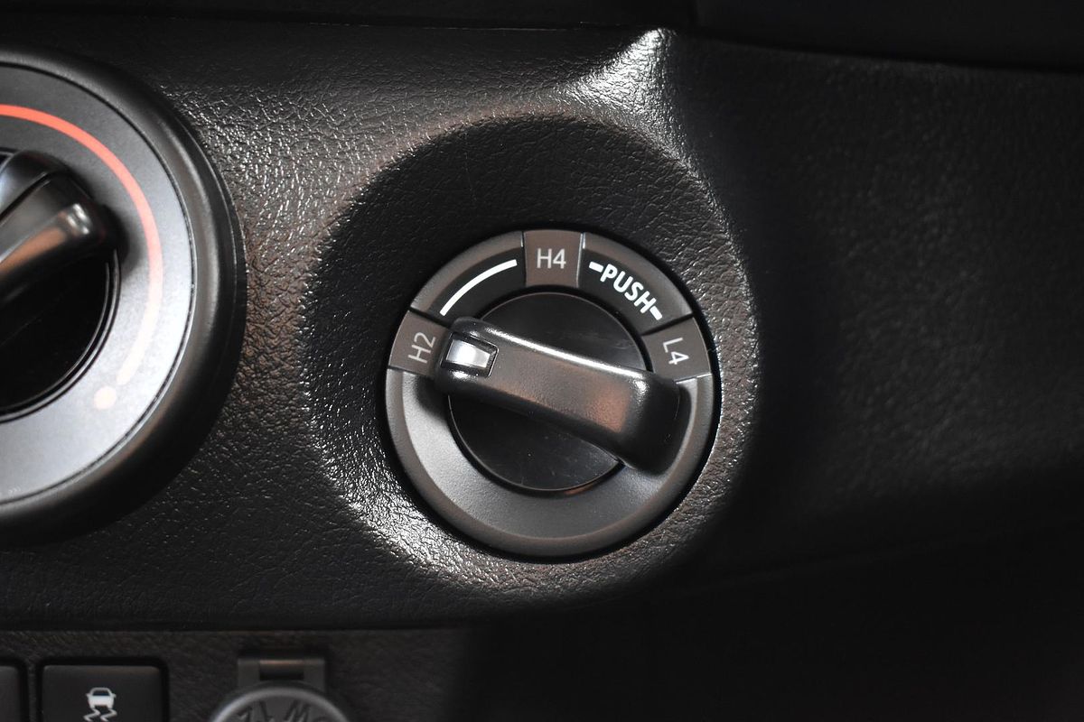 2023 Toyota Hilux SR GUN126R 4X4