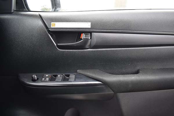 2023 Toyota Hilux SR GUN126R 4X4