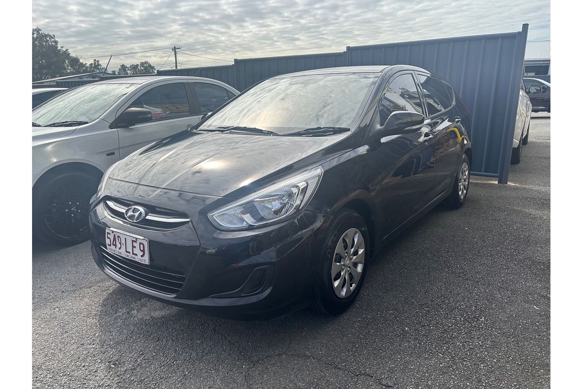 2015 Hyundai Accent Active RB3