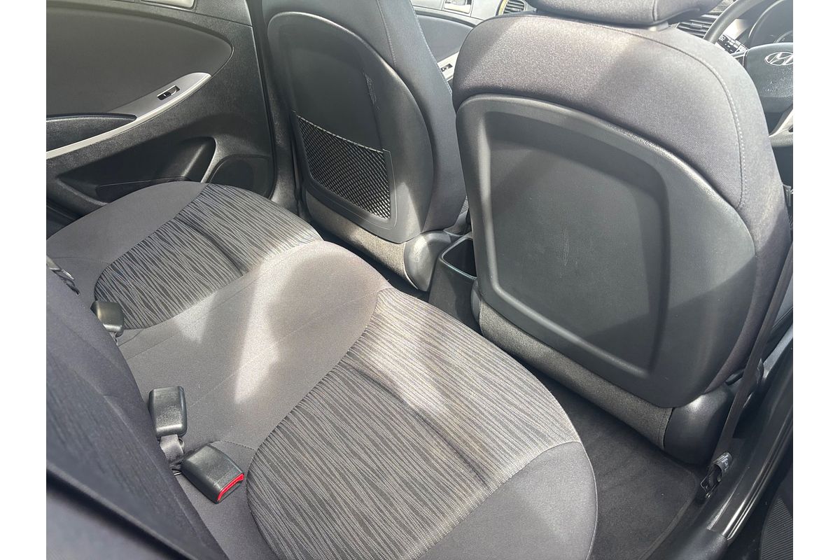 2015 Hyundai Accent Active RB3