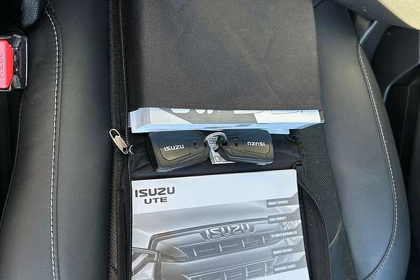 2021 Isuzu D-MAX X-TERRAIN 4X4