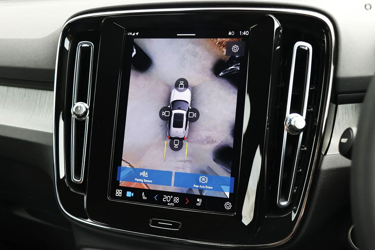 2024 Volvo XC40 Ultra B4 Bright