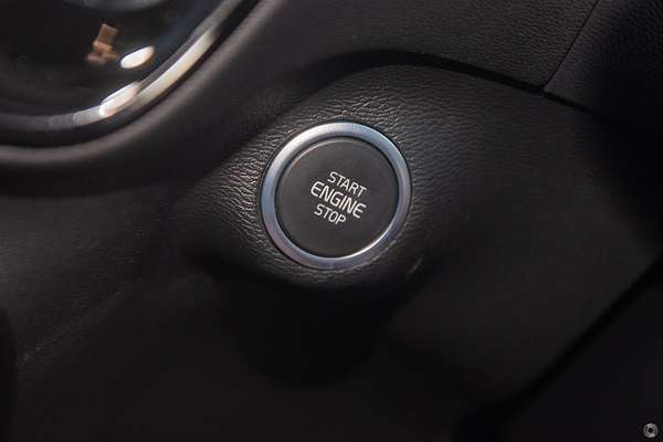 2024 Volvo XC40 Plus B4