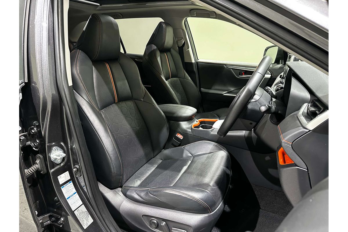 2020 Toyota RAV4 Edge AXAA54R