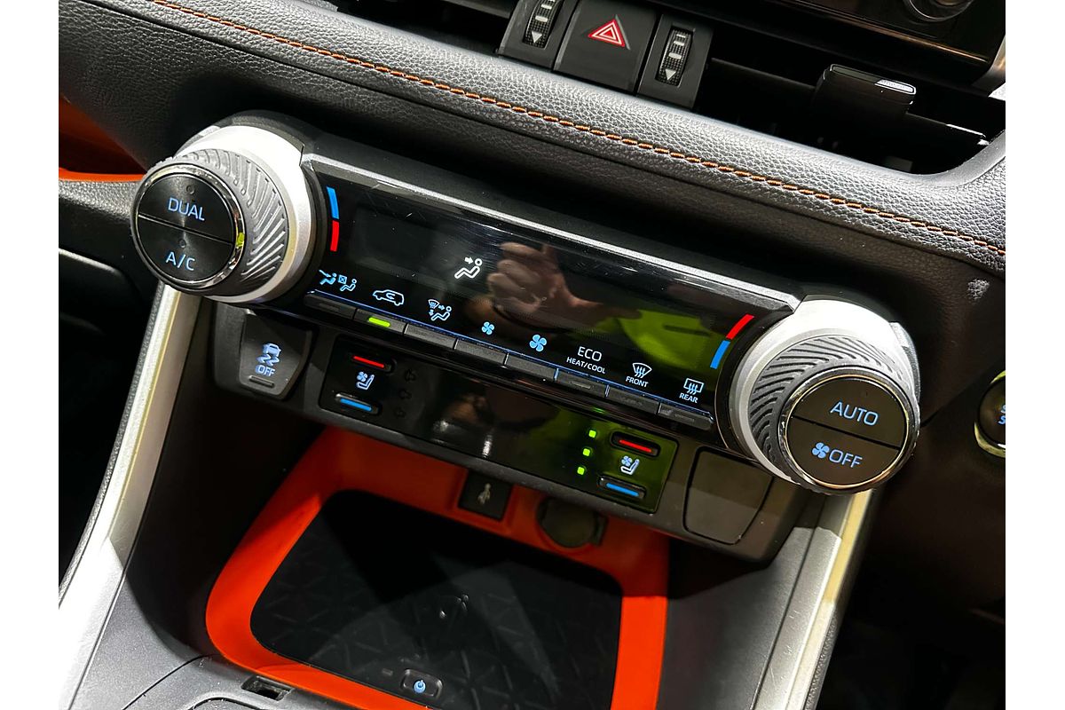 2020 Toyota RAV4 Edge AXAA54R