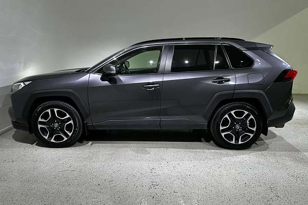 2020 Toyota RAV4 Edge AXAA54R
