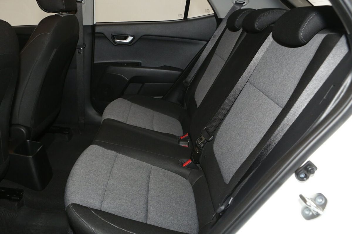 2023 Kia Stonic S YB